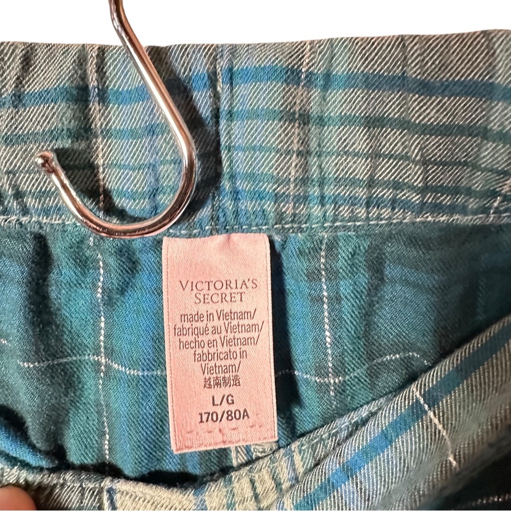 VICTORIA’S SECRET Matching Plaid Pajama Set - Picture 7 of 9